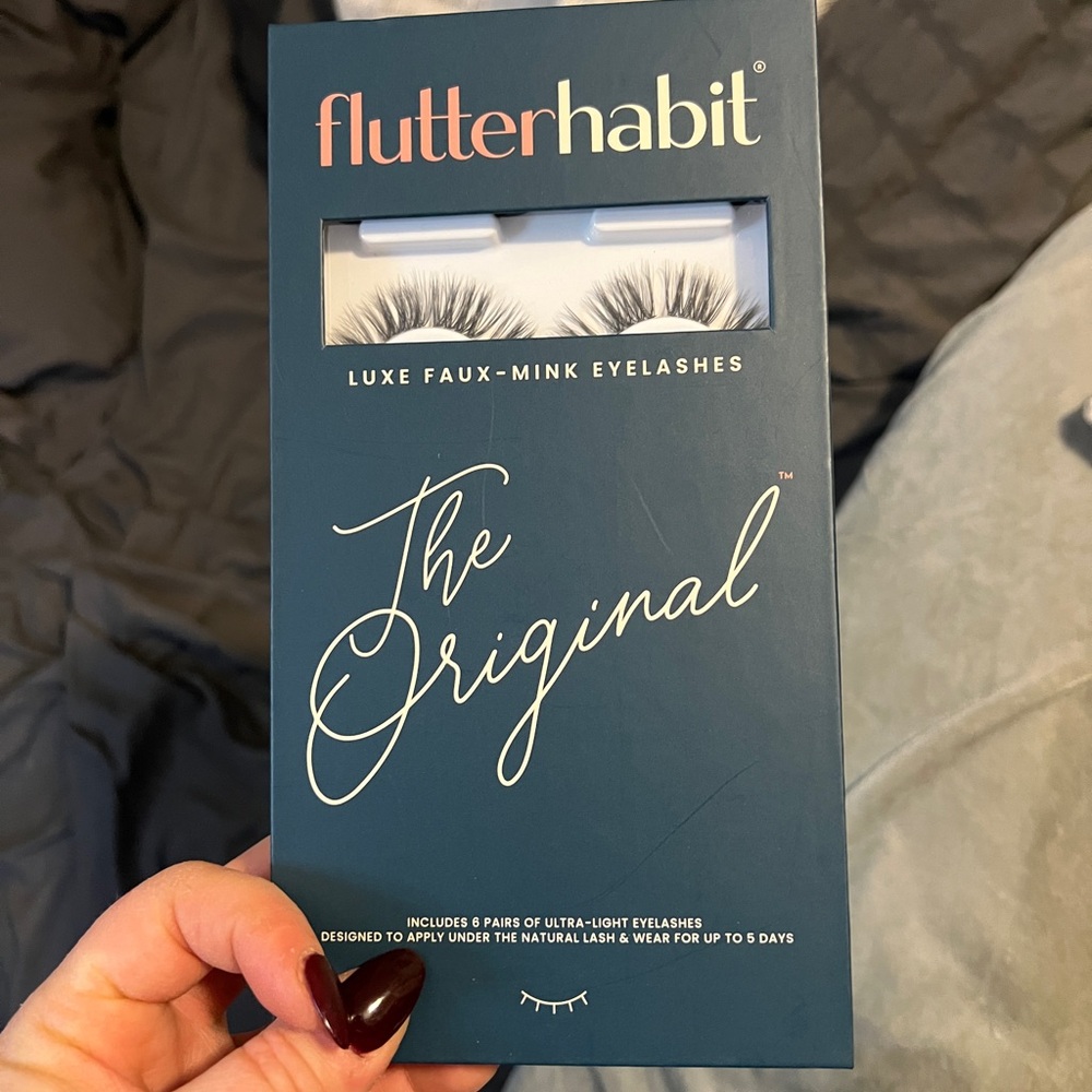 5 pairs unused - Flutterhabit original!